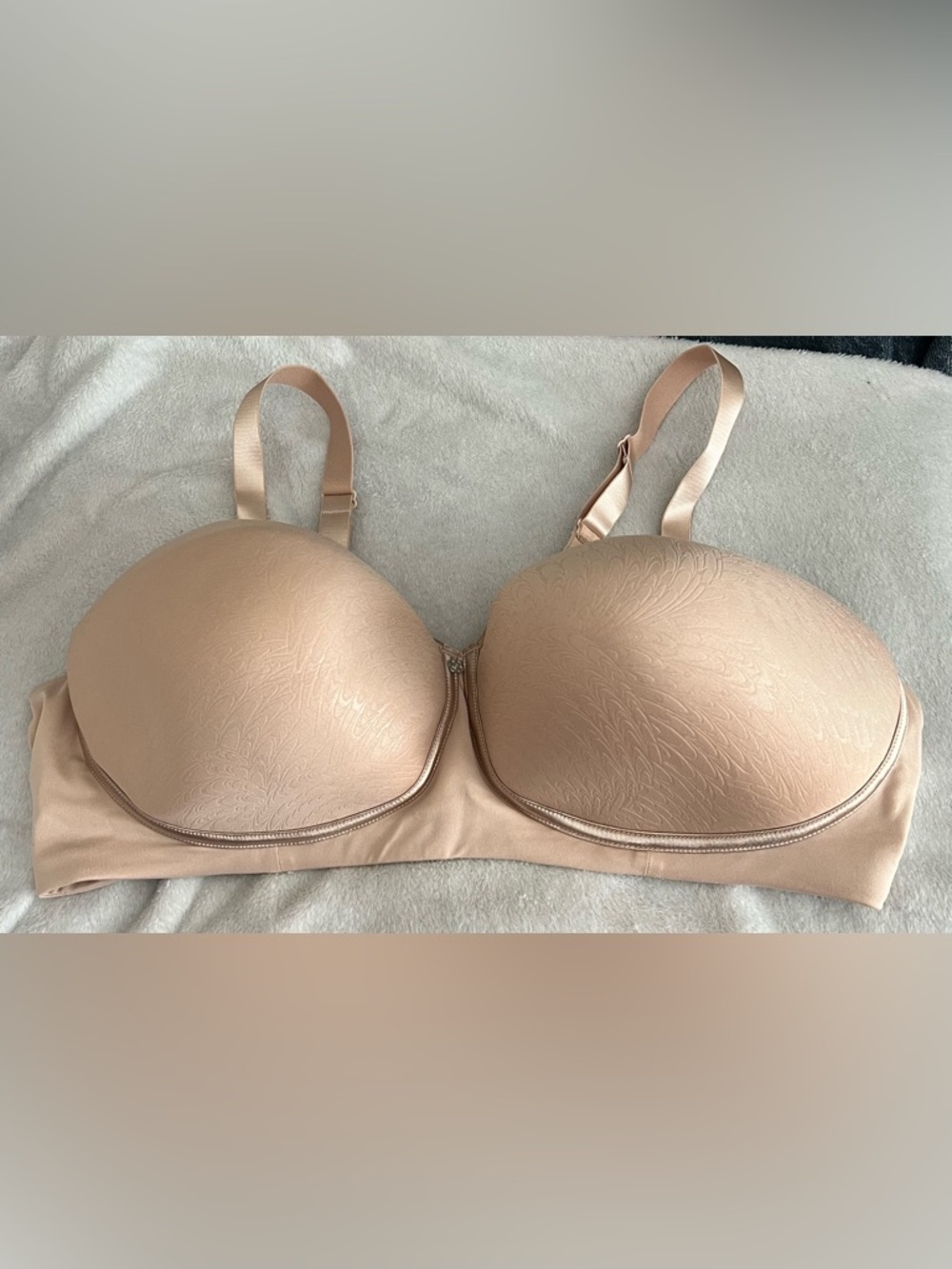 NWOT Breezies Featherlite Breathe Wirefree T-Shirt Bra - 46D